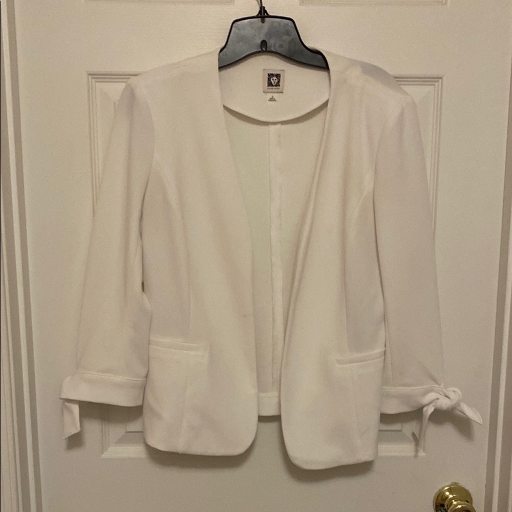 Anne Klein Open-Front Blazer with Textured Fabric and Three-Quarter tie sleeves
